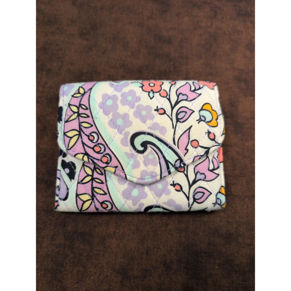 Vera Bradley Riley Compact Wallet RFID Quilted Cotton Pastel Paisley Floral